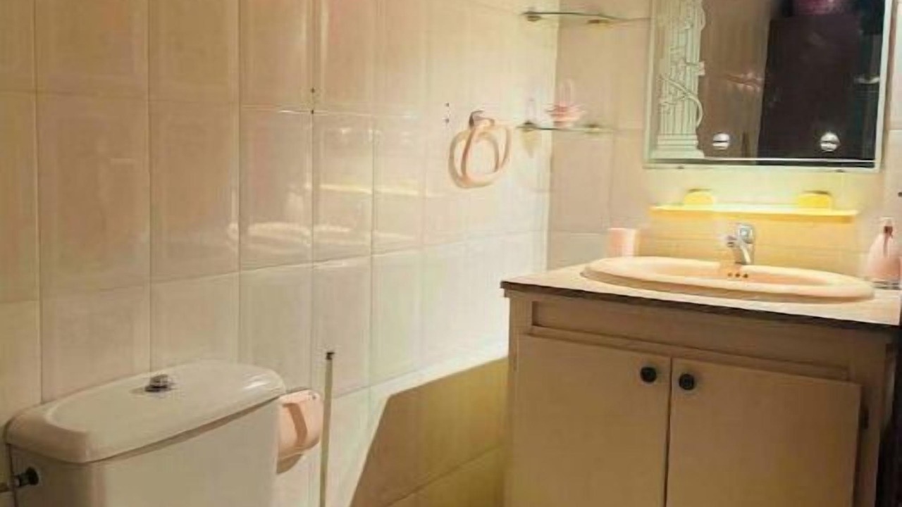 Photo of Bathroom in Branes