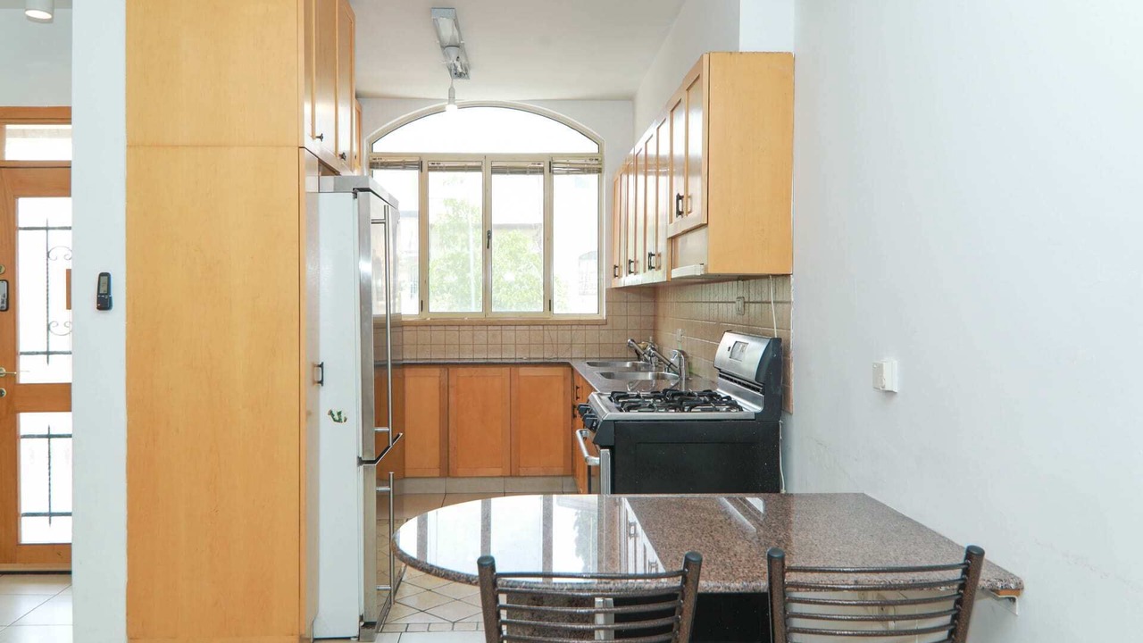 Photo of Kitchen in Rehavia