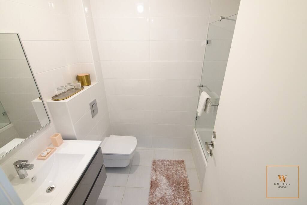 Photo of Bathroom in Nachlaot
