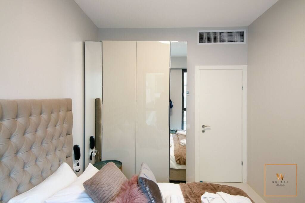 Photo of Bedroom in Nachlaot
