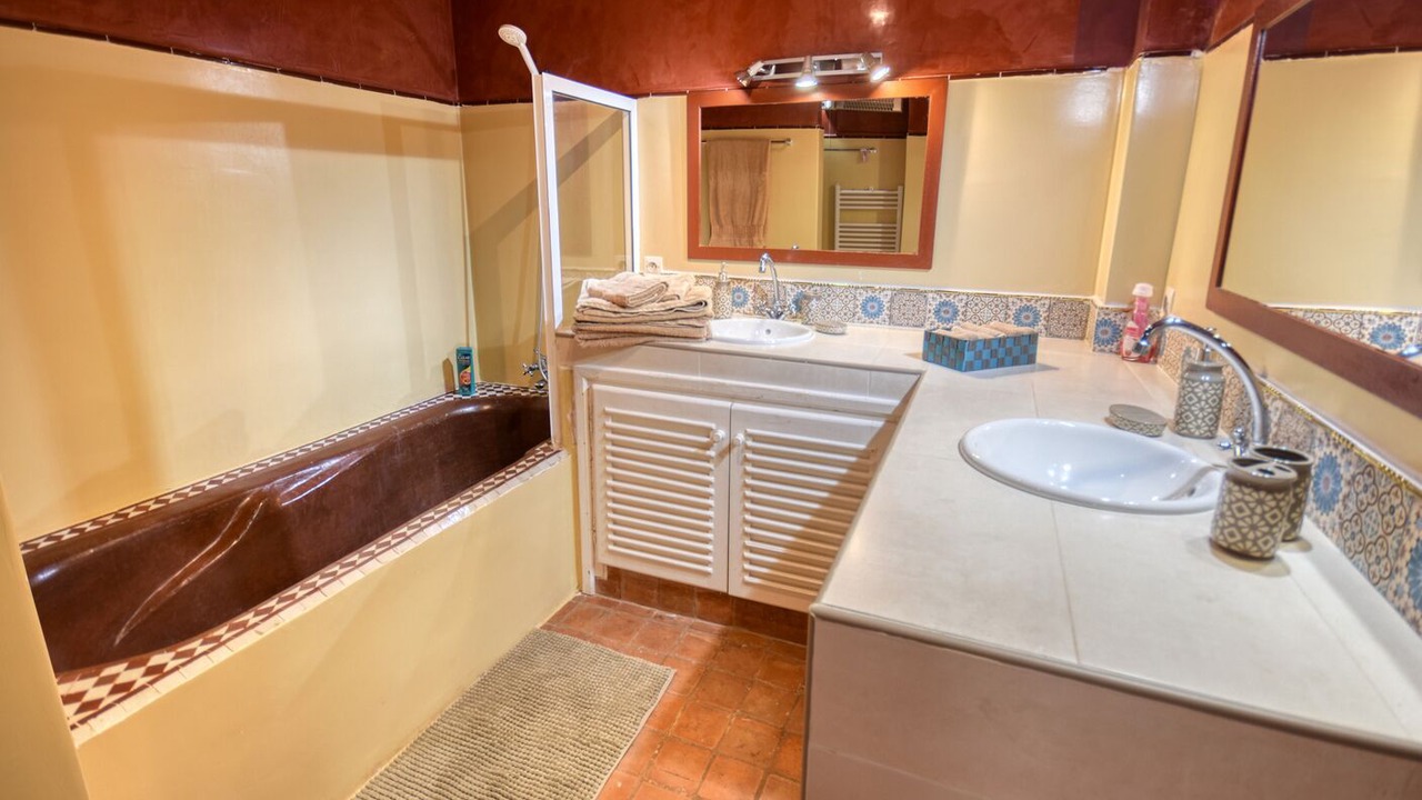 Photo of Bathroom in Cite Essalam