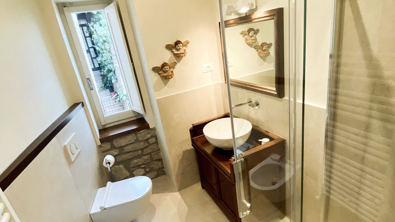 Photo of Bathroom in Spello