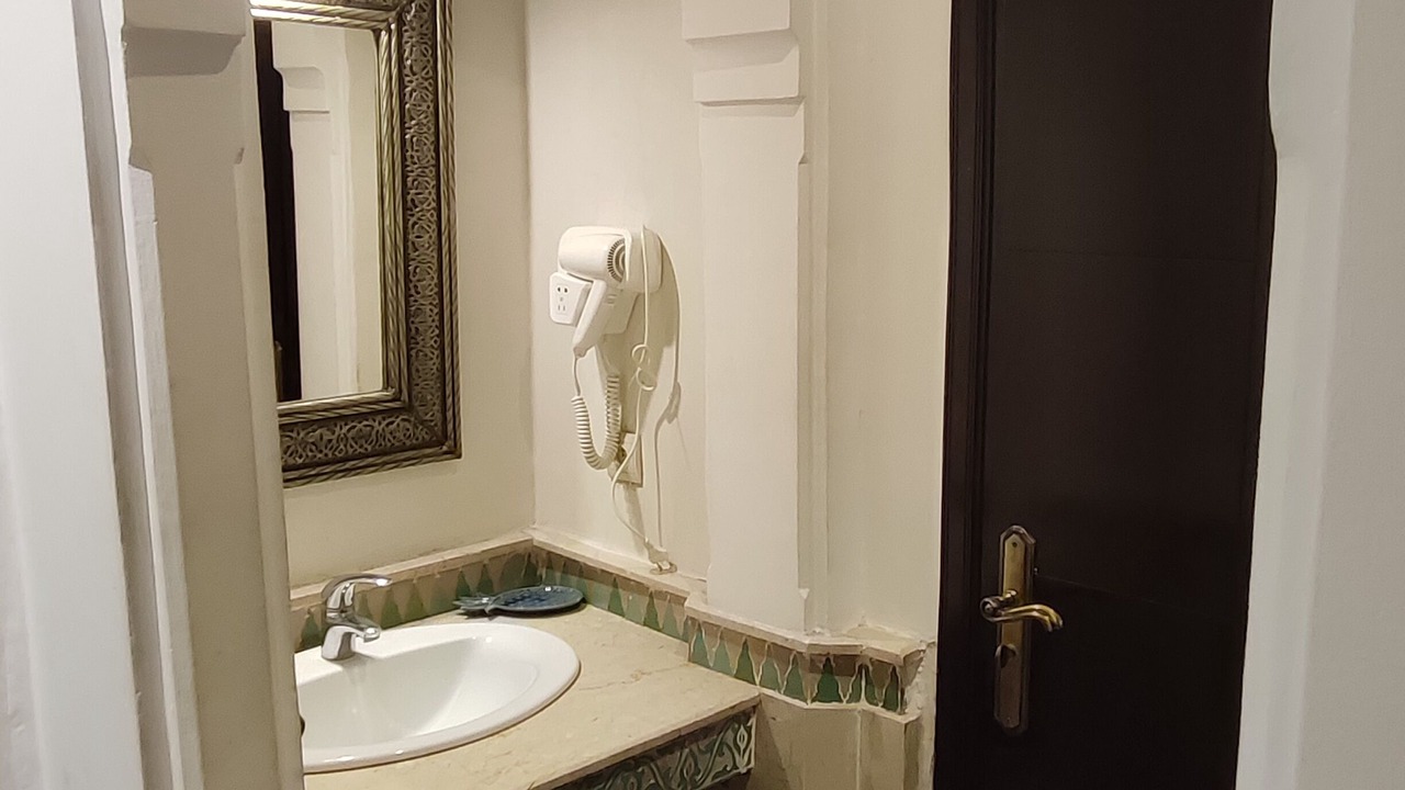 Photo of Bathroom in Hivernage