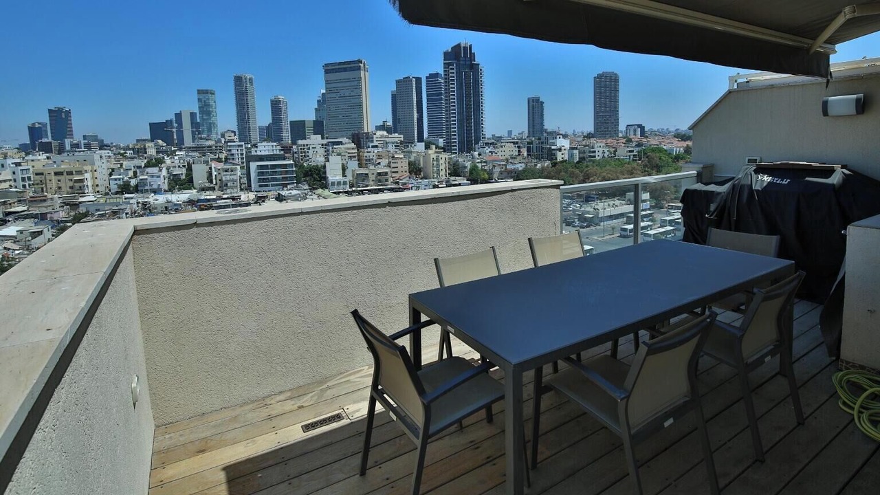 Photo of Outdoor in Kerem HaTeimanim