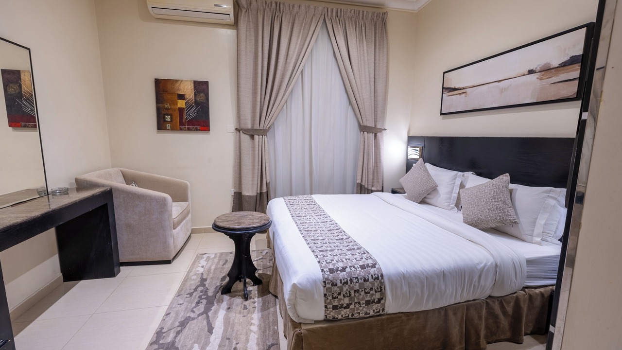 Photo of Bedroom in Al Sulimania