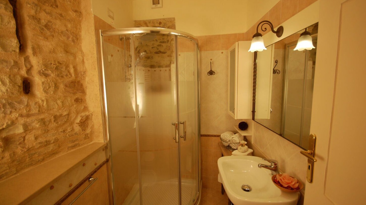Photo of Bathroom in Spello
