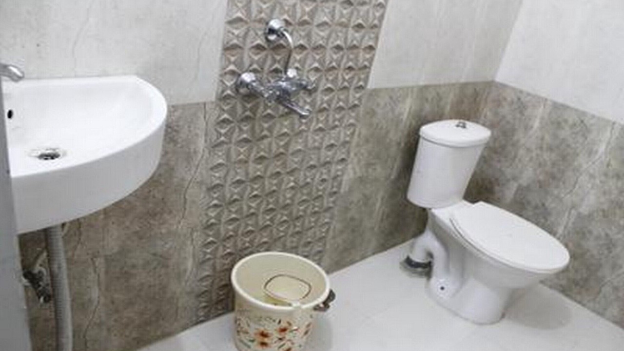 Photo of Bathroom in Varanasi