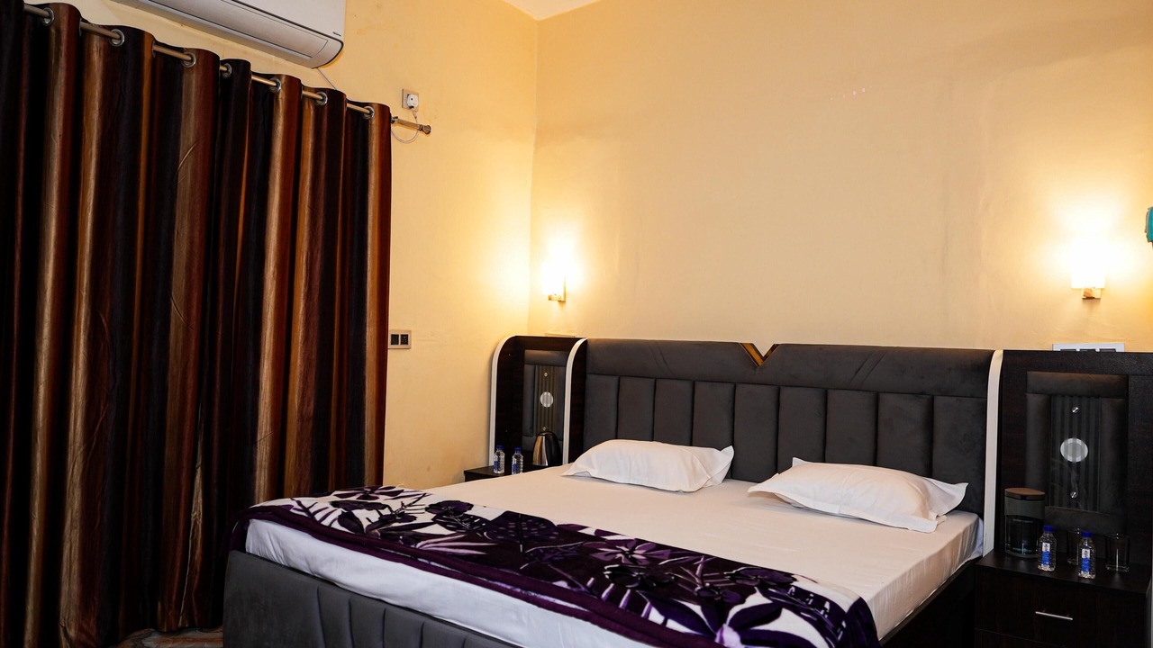 Photo of Bedroom in Varanasi