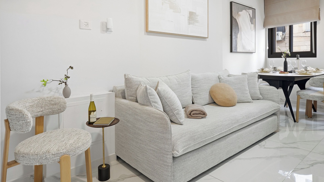 Photo of Livingroom in Nachlaot