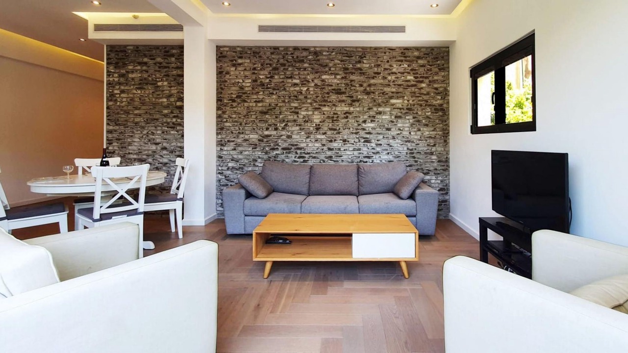Photo of Livingroom in Old North