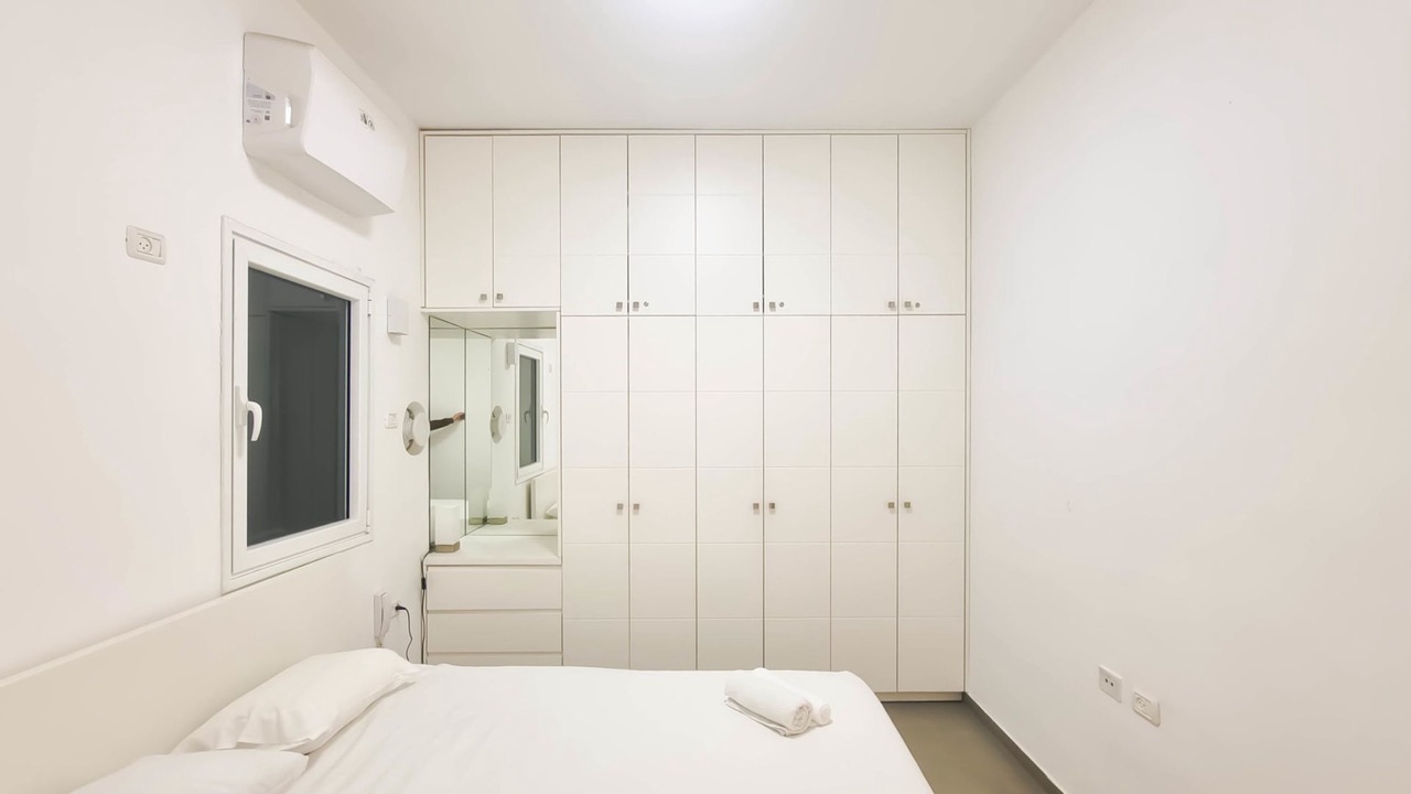 Photo of Bedroom in Kerem HaTeimanim