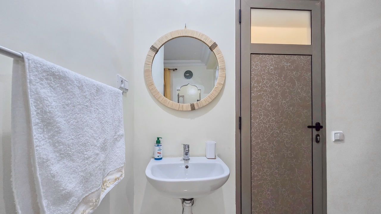 Photo of Bathroom in Anza