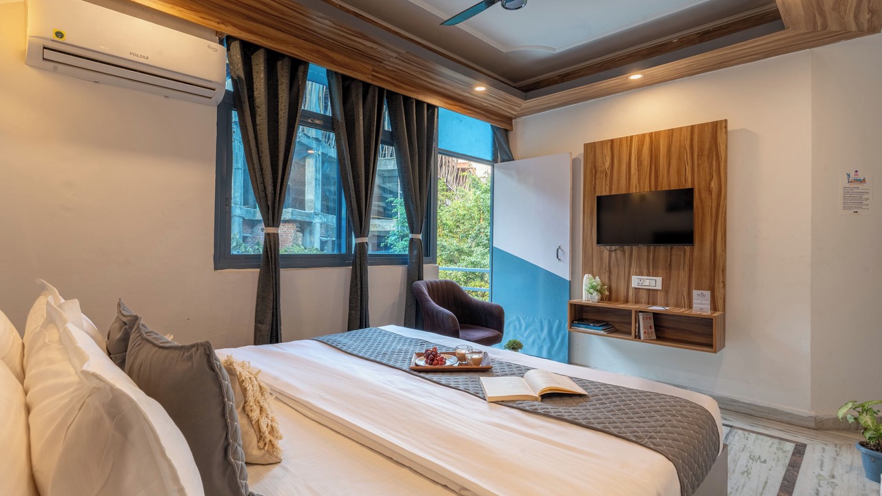 Photo of Bedroom in Tapovan