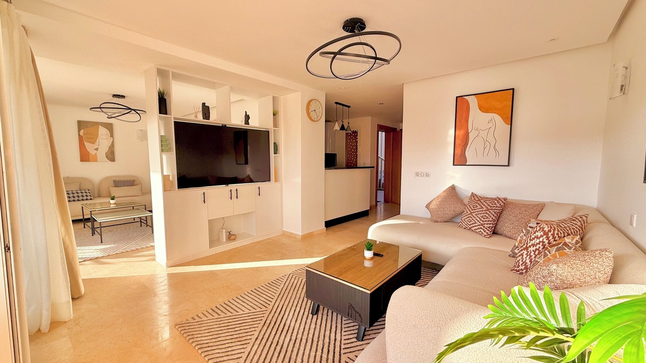 Photo of Livingroom in Tamrhakht