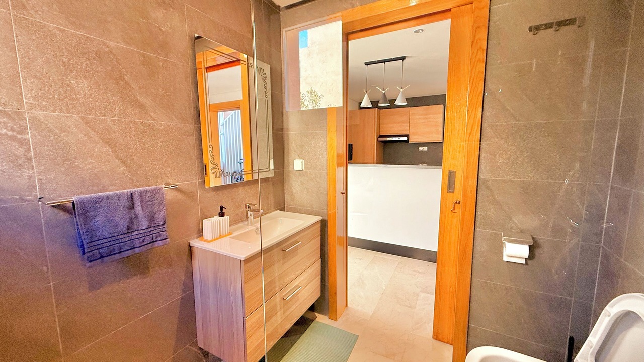 Photo of Bathroom in Tamrhakht