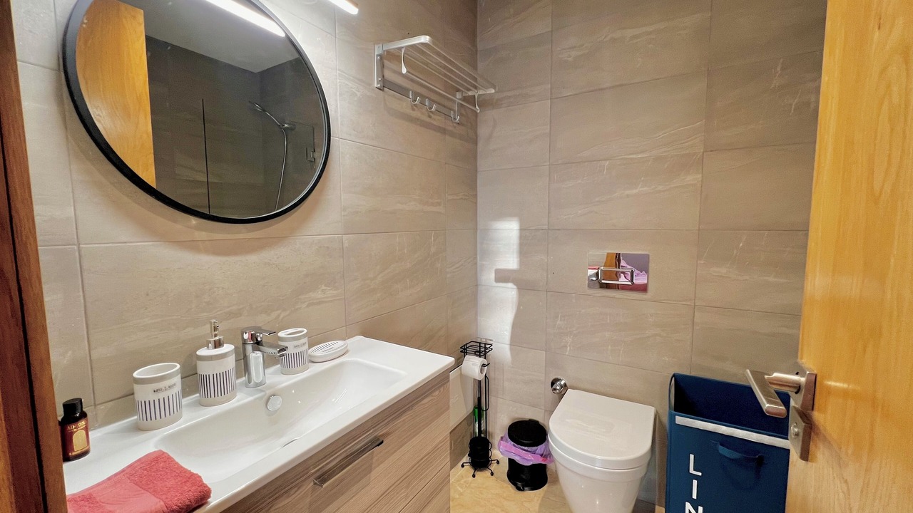 Photo of Bathroom in Tamrhakht