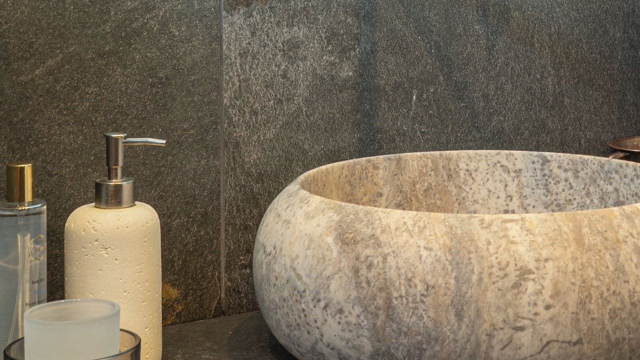 Photo of Bathroom in Qatsrin