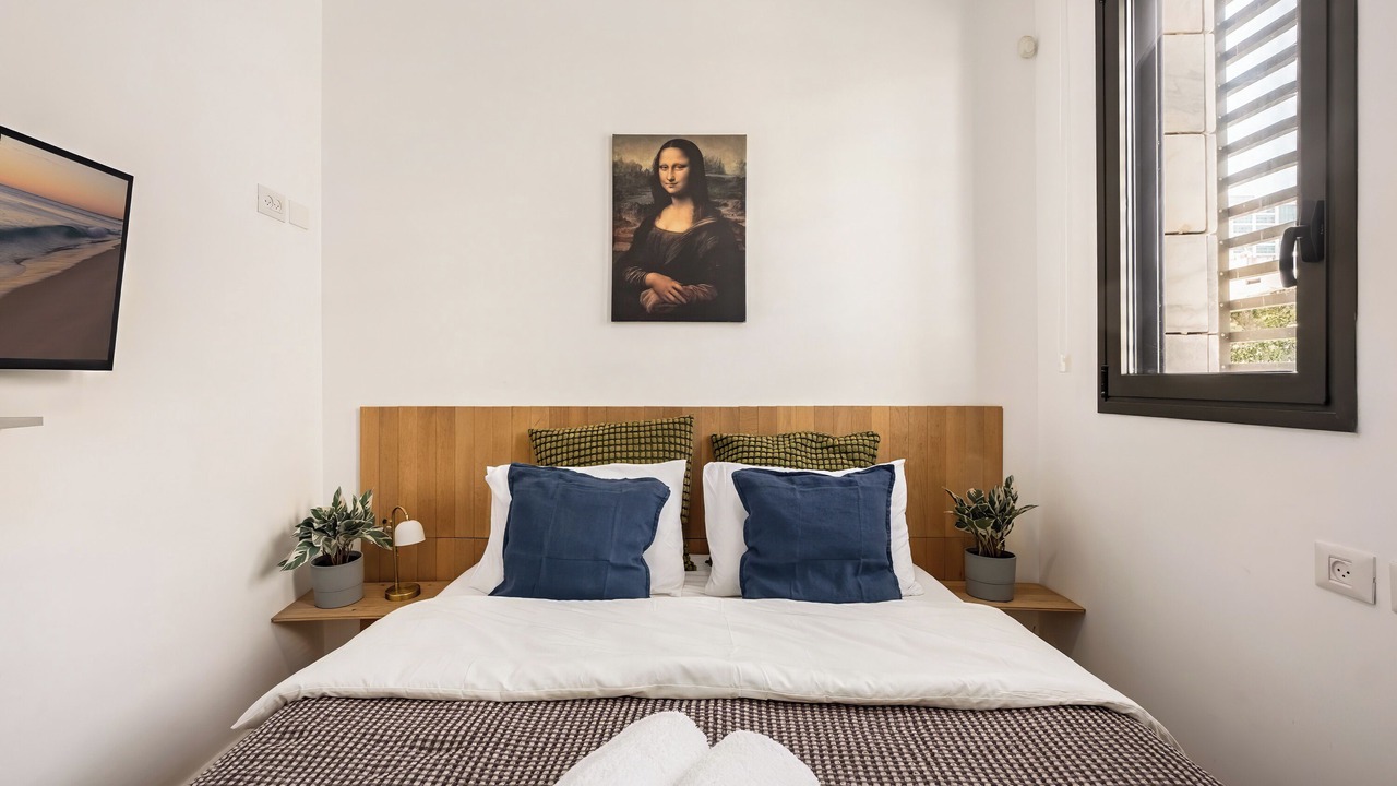 Photo of Bedroom in Kerem HaTeimanim