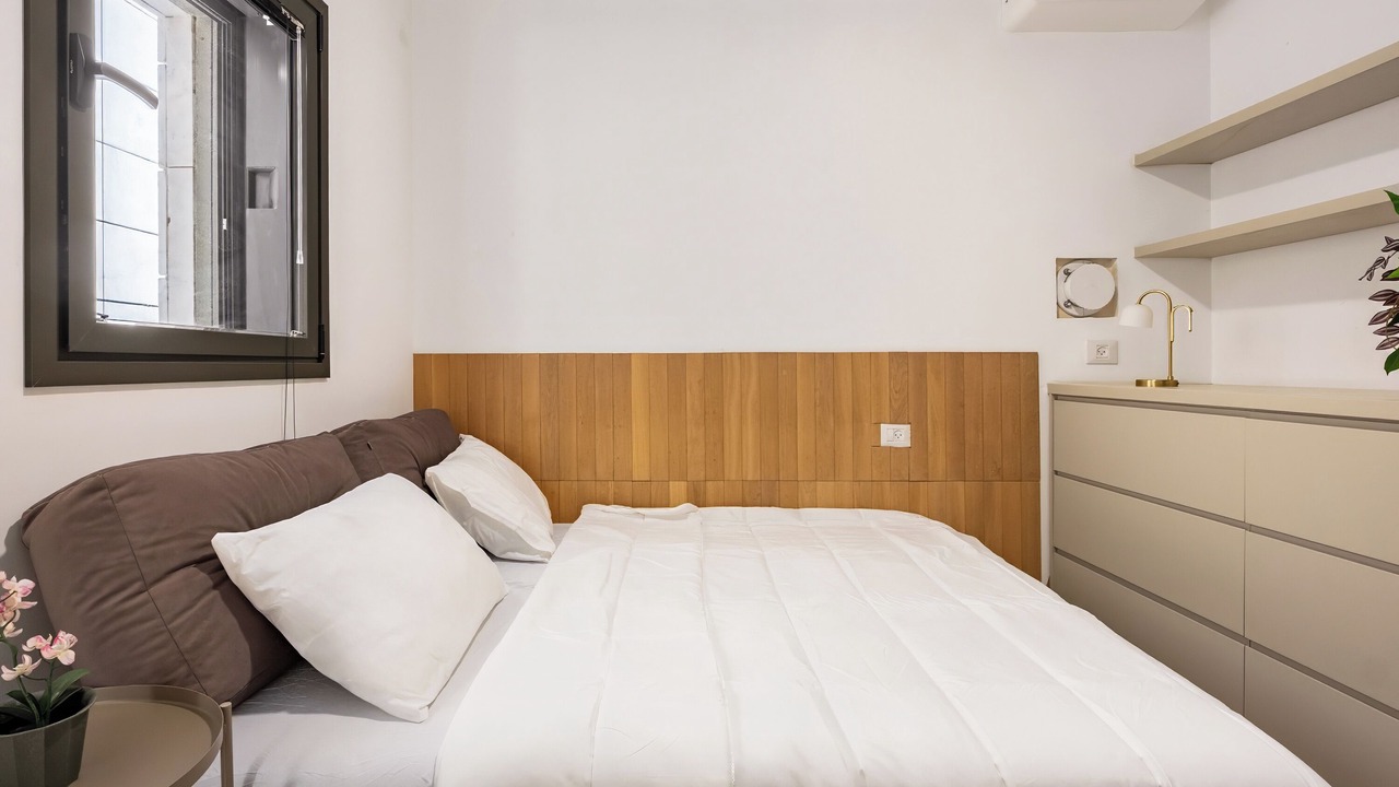 Photo of Bedroom in Kerem HaTeimanim