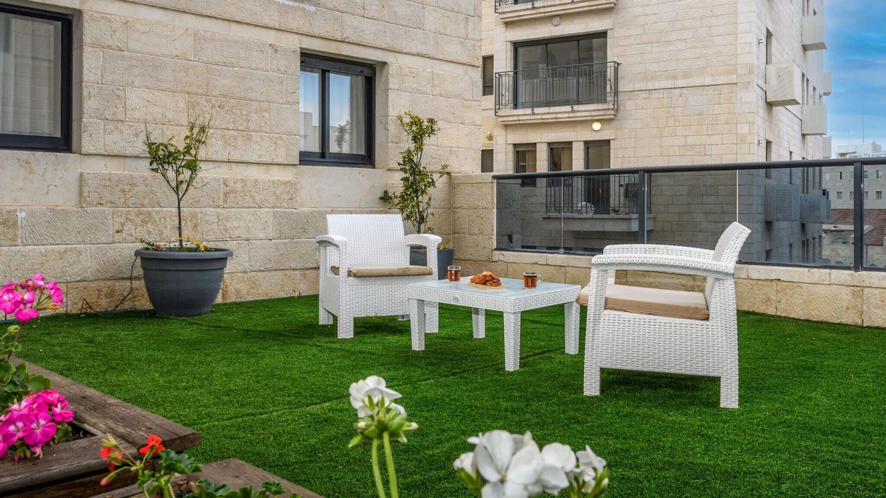 Photo of Patio Balcony in Nachlaot