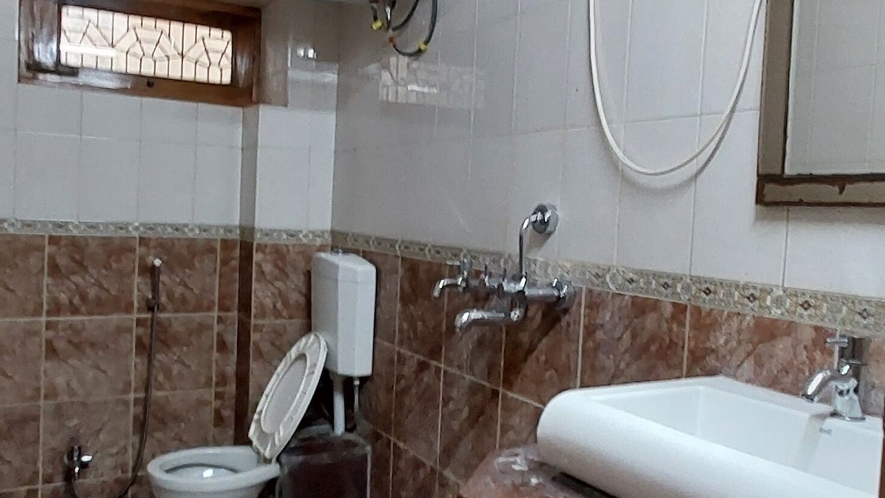 Photo of Bathroom in Varanasi