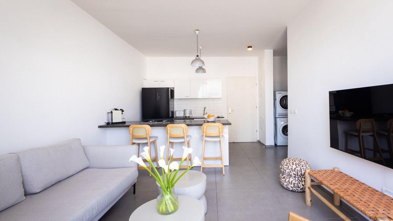 Photo of Livingroom in Old North
