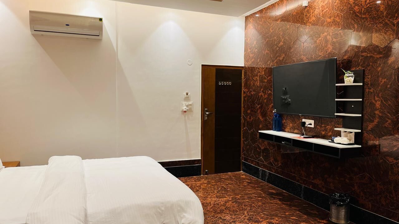 Photo of Bedroom in Dehradun