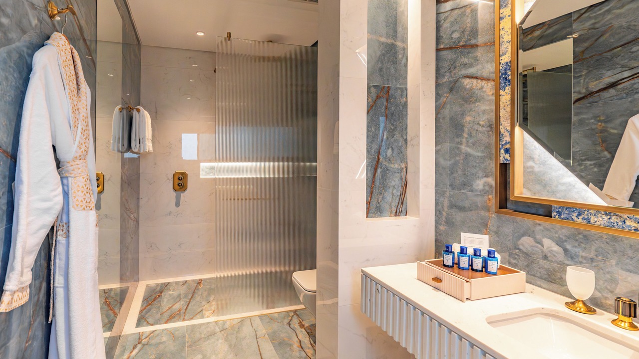 Photo of Bathroom in Diplomatic Quarter