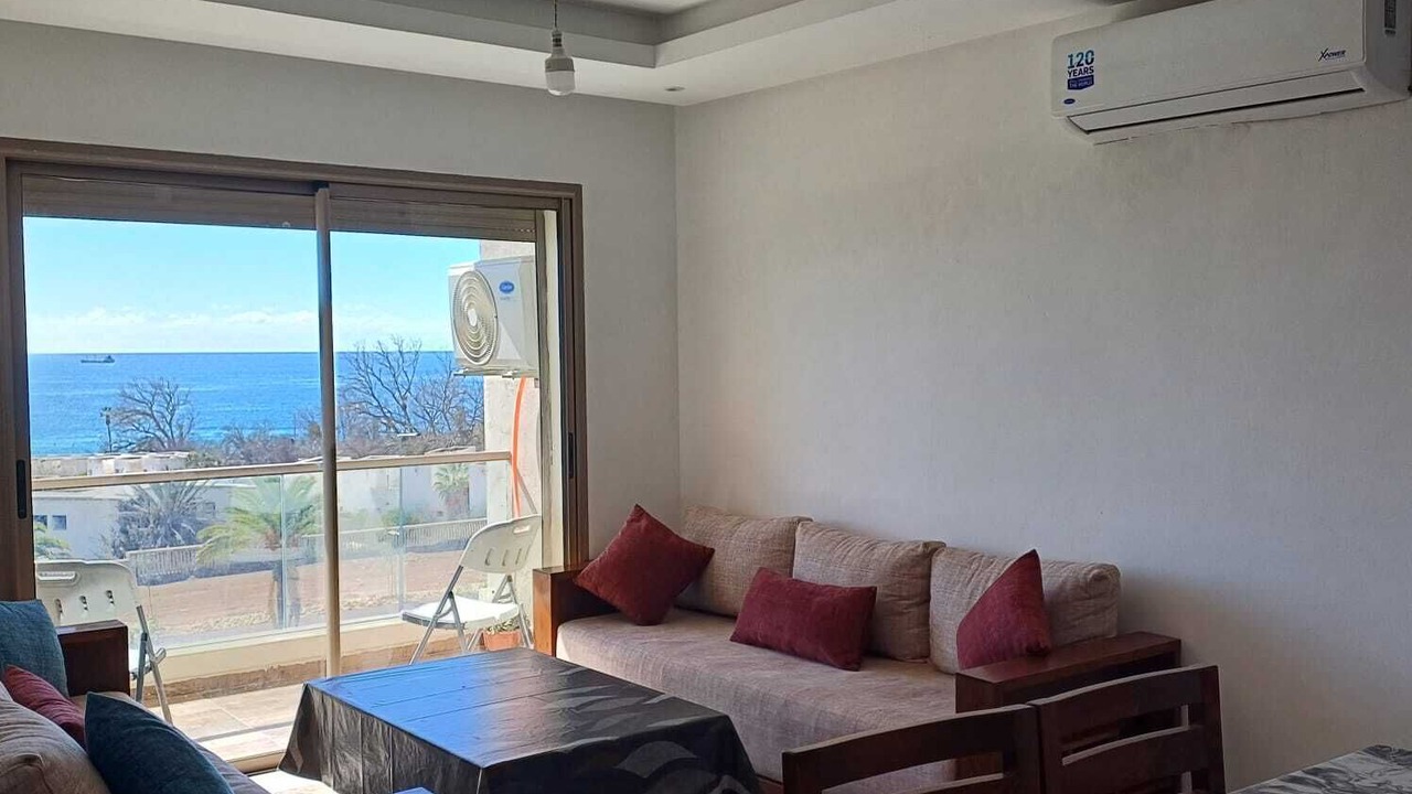 Photo of Livingroom in Anza