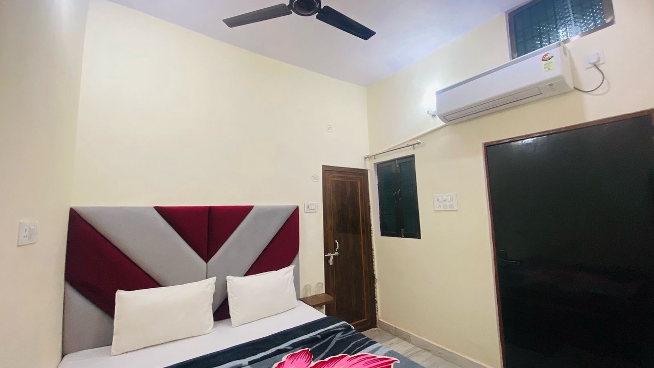 Photo of Bedroom in Kakarmatha