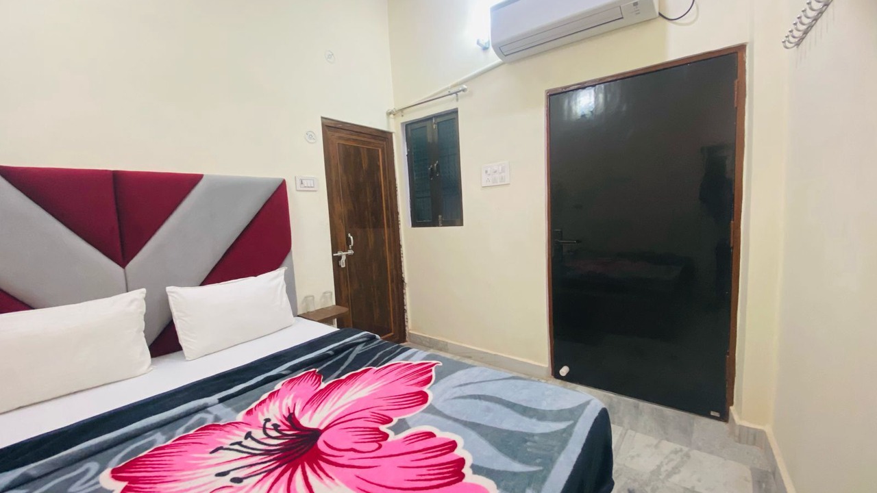 Photo of Bedroom in Kakarmatha