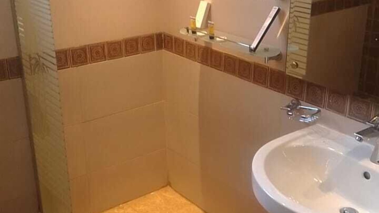 Photo of Bathroom in Al-Hamra'a
