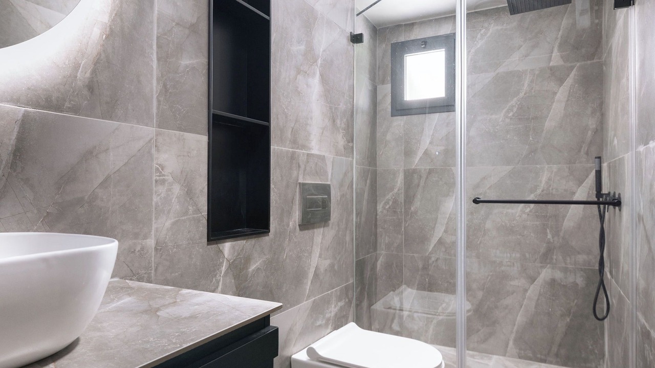 Photo of Bathroom in Kiryat Motzkin