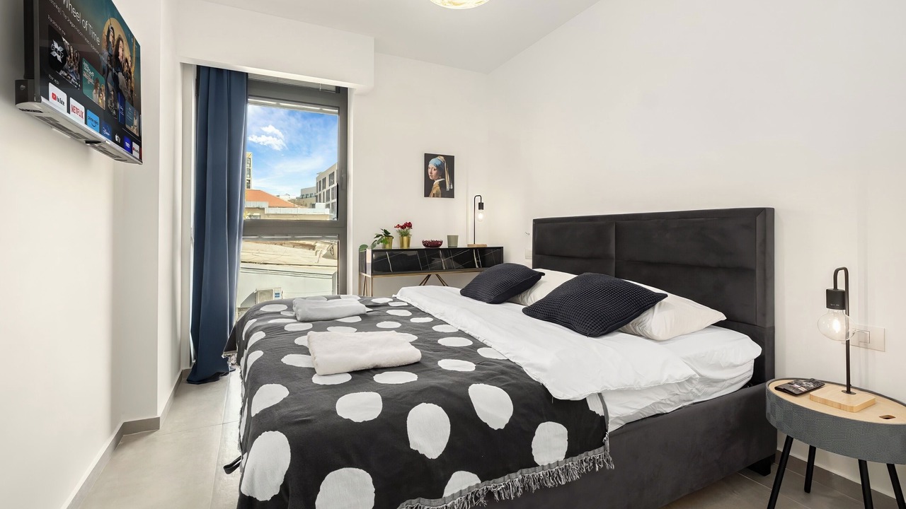 Photo of Bedroom in Jaffa
