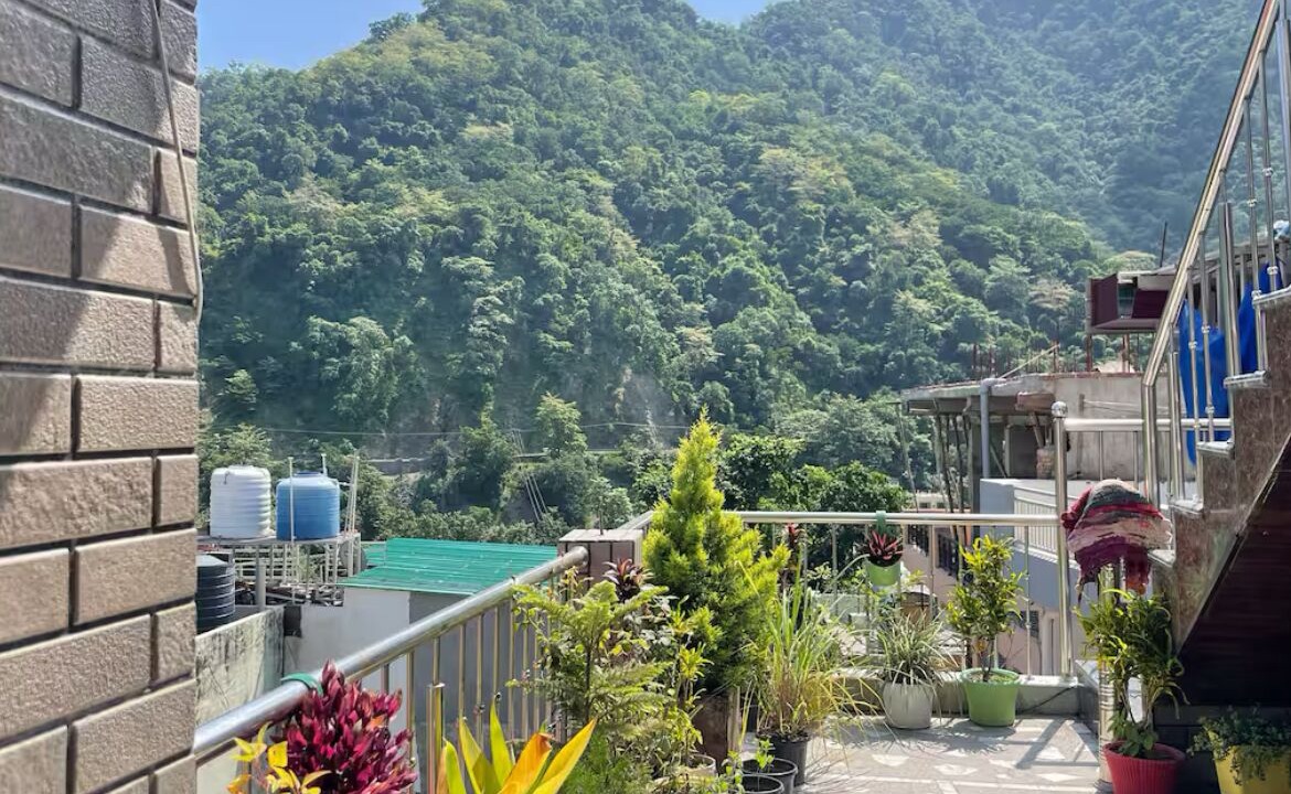 Photo of Outdoor in Tapovan
