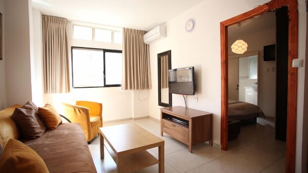 Photo of Bedroom in Kerem HaTeimanim
