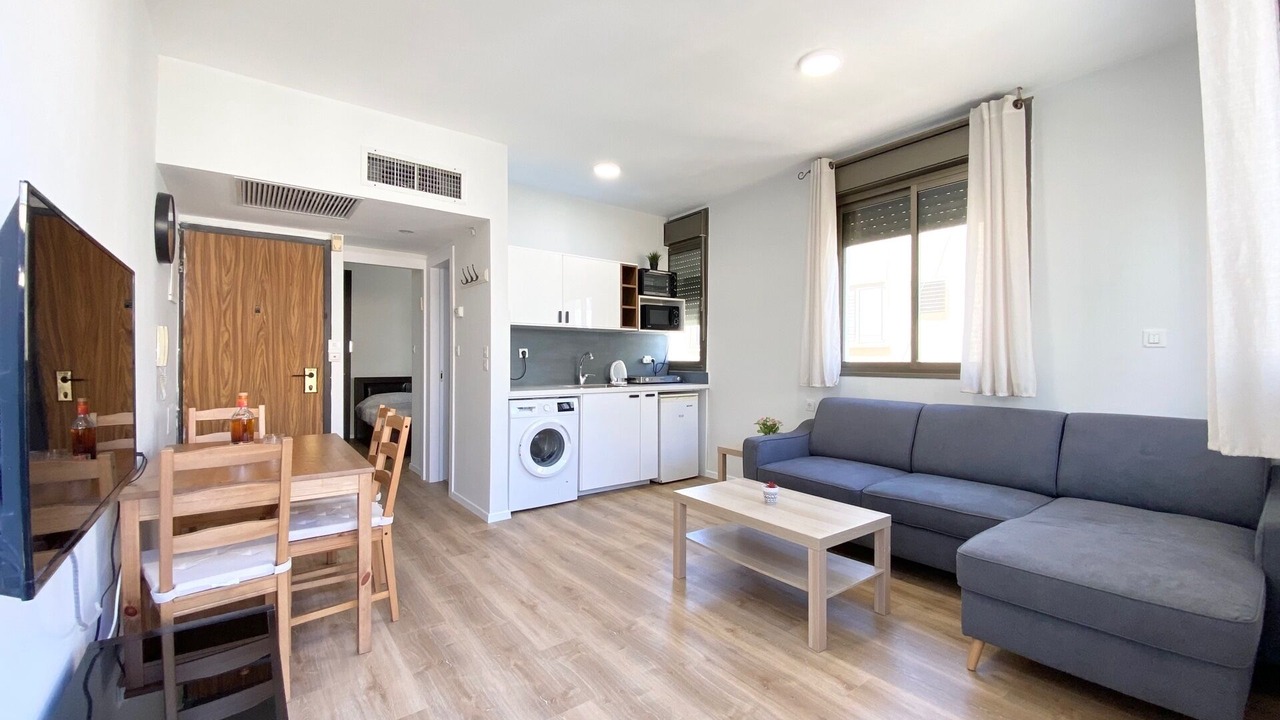 Photo of Livingroom in Kerem HaTeimanim