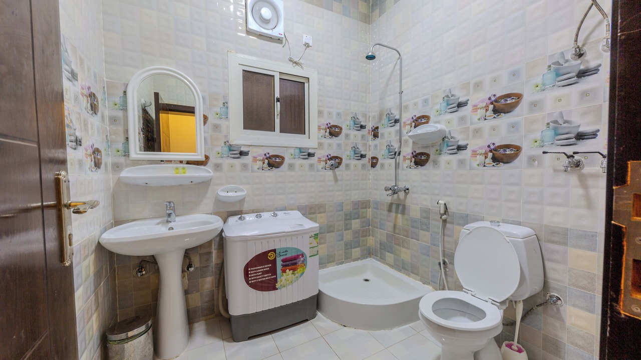 Photo of Bathroom in Yanbu