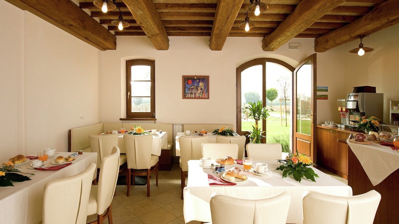 Photo of Others in Cannara
