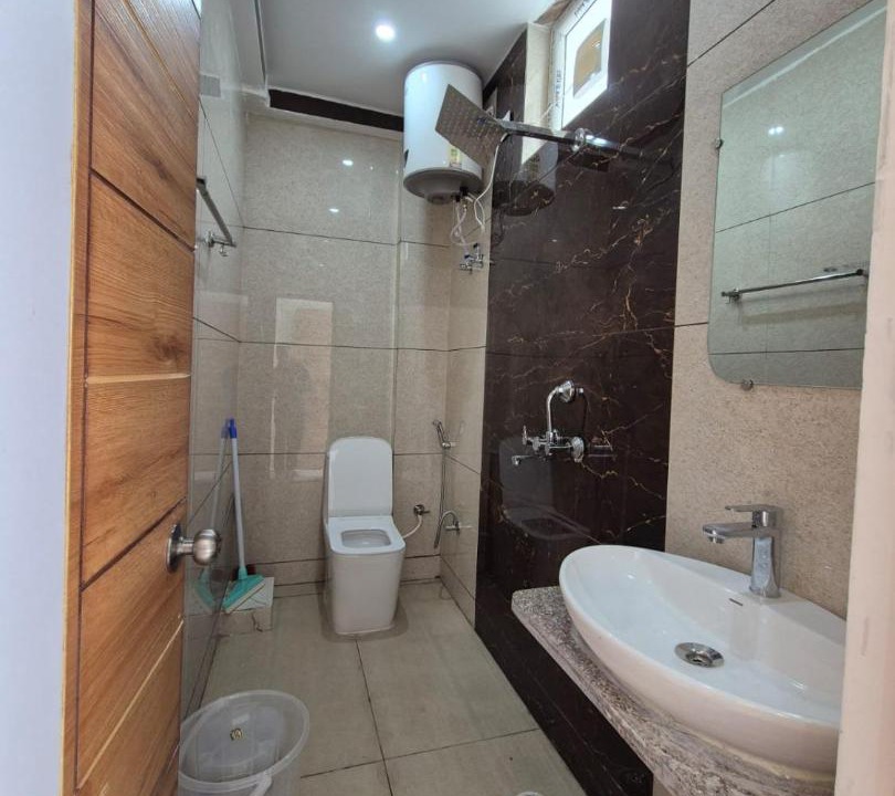 Photo of Bathroom in Tapovan