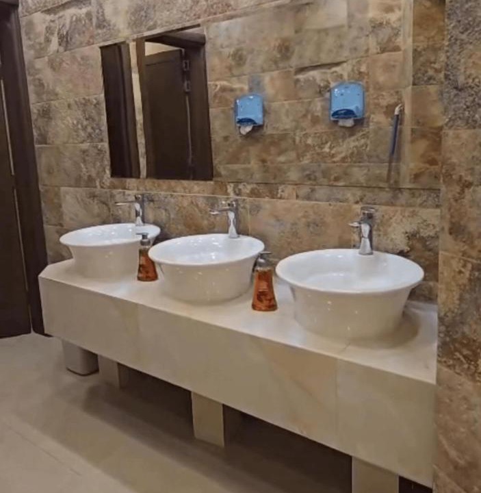 Photo of Bathroom in Unaizah