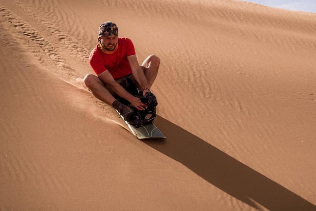 Photo of Human In Picture in Taouz