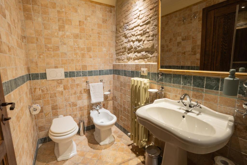 Photo of Bathroom in Assisi