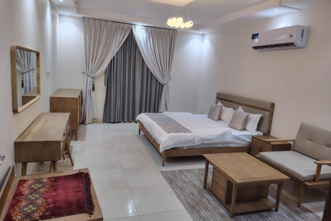 Photo of Bedroom in Haql