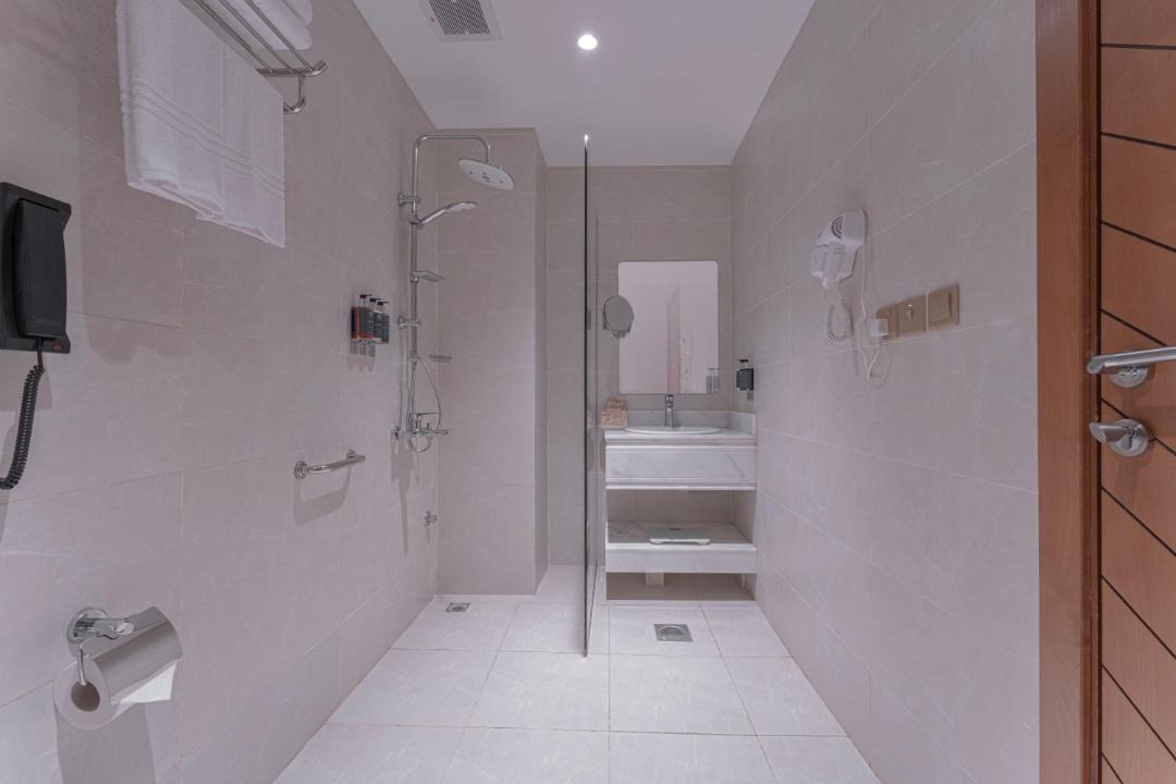 Photo of Bathroom in Yanbu Al Sinaiyah