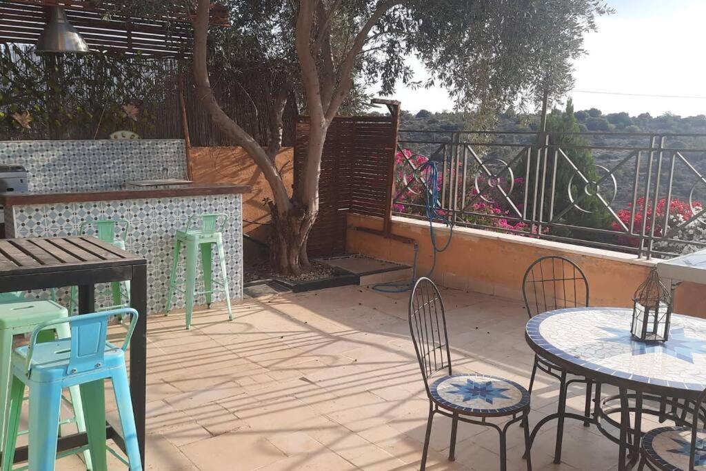 Photo of Patio Balcony in Mateh Yehuda