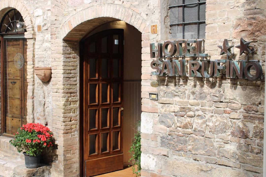 Photo of Others in Assisi