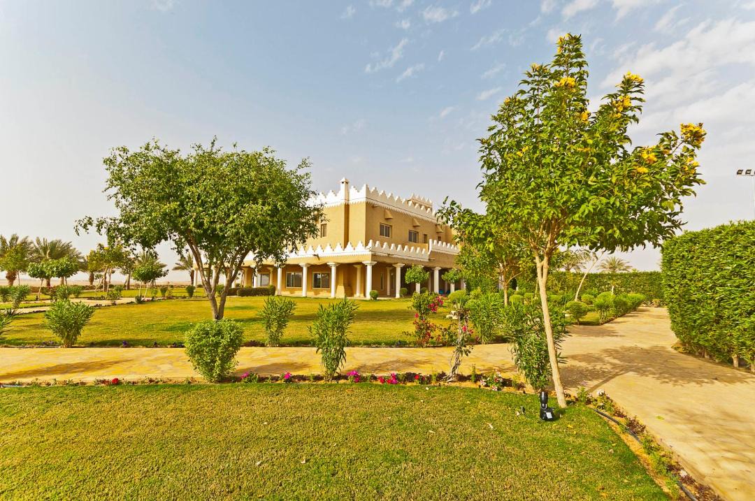 Photo of Others in Unaizah