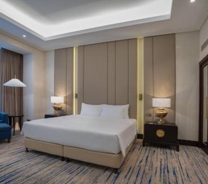 The Diplomat Radisson Blu Hotel Residence 