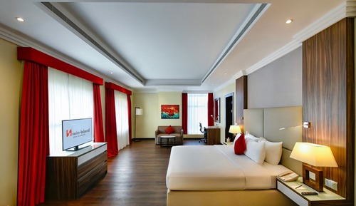 Premium Room with Vista 27 Lounge Access